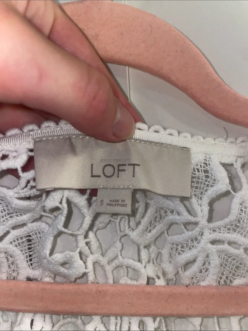 LOFT White Crochet Floral Tank Top - Picture 3 of 5